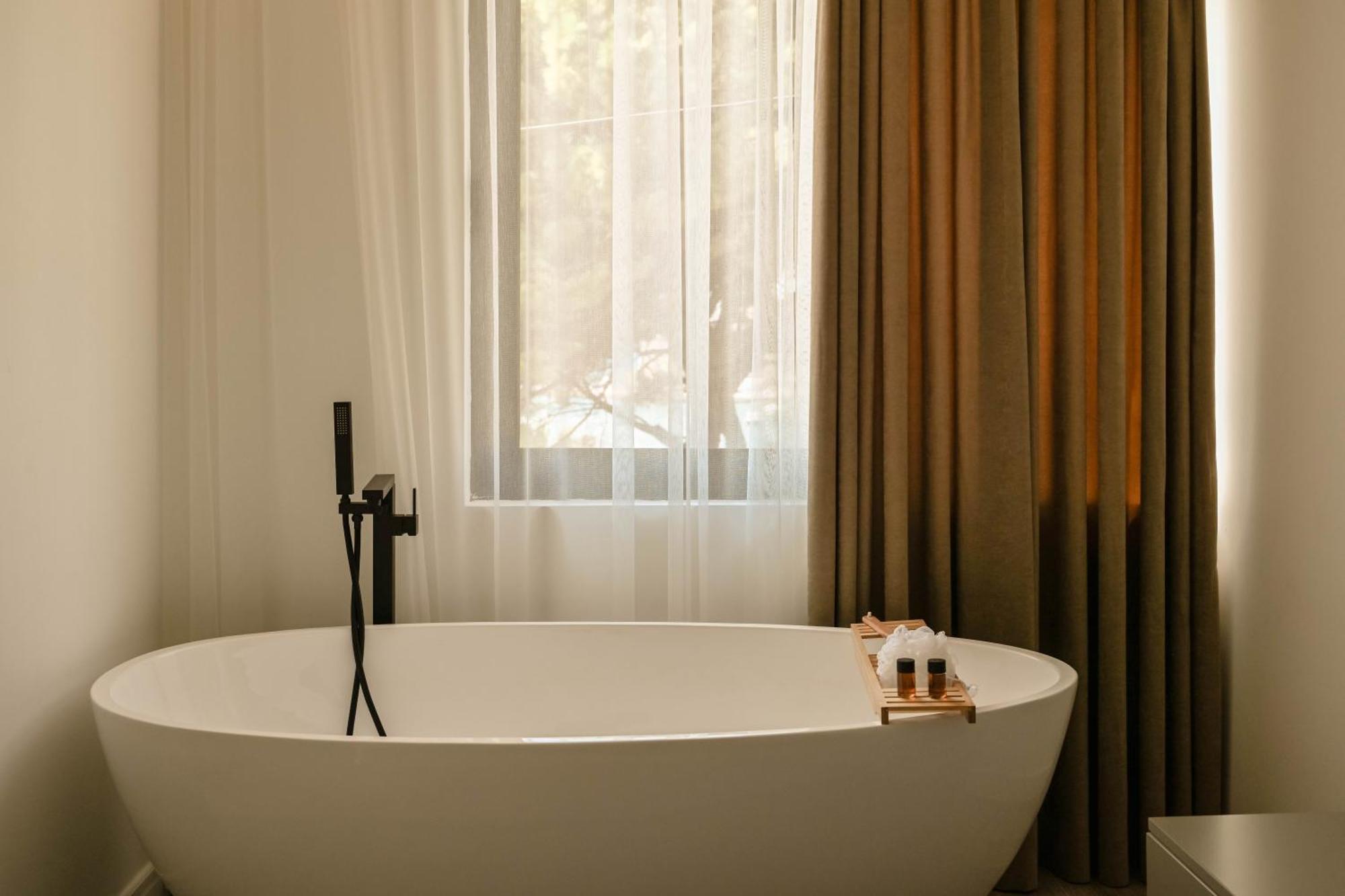 Botanica Boutique Hotel อุลซิน ภายนอก รูปภาพ