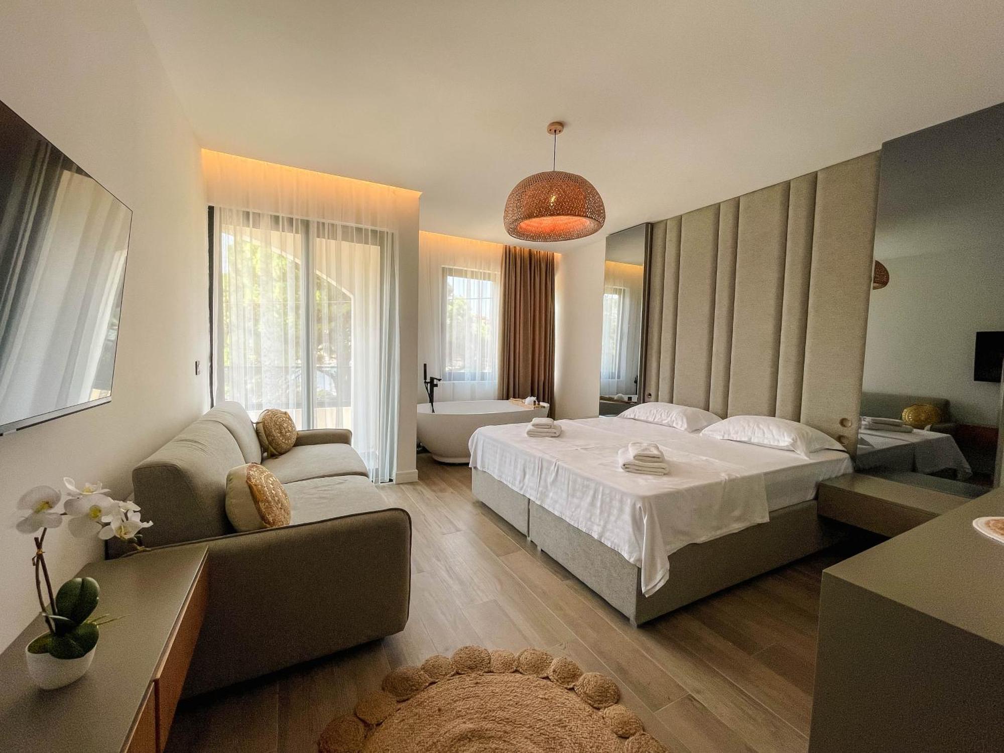 Botanica Boutique Hotel อุลซิน ภายนอก รูปภาพ