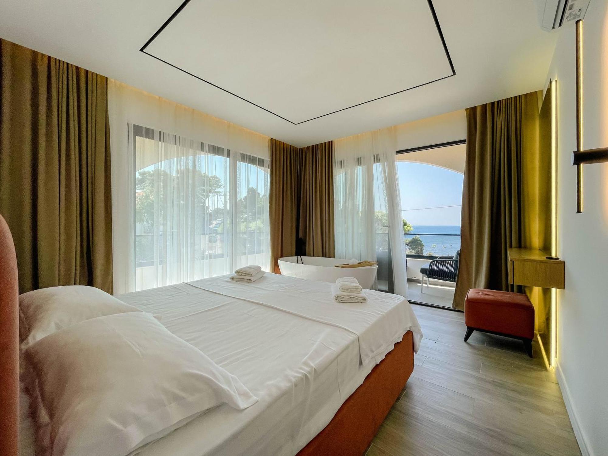 Botanica Boutique Hotel อุลซิน ภายนอก รูปภาพ